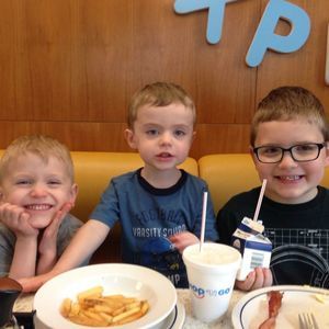 Meet your Posher, Gayle